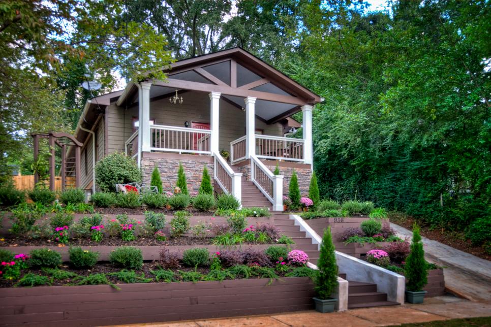 Curb Appeal Tips from the Pros