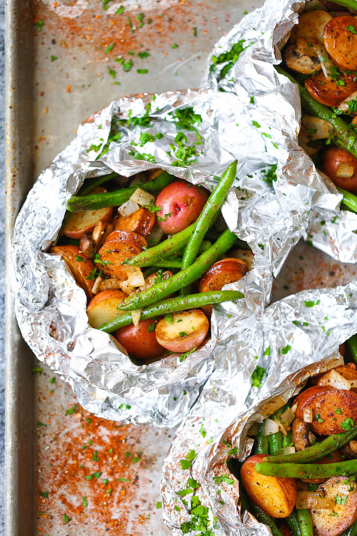 Sausage, Potato and Green Bean Foil Packets - Sausage and veggies packed in easy foil packets. Perfect for camping or a quick dinner! Can be baked/grilled.